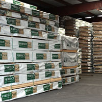 Timber Trading Offers Tours of Operations Center